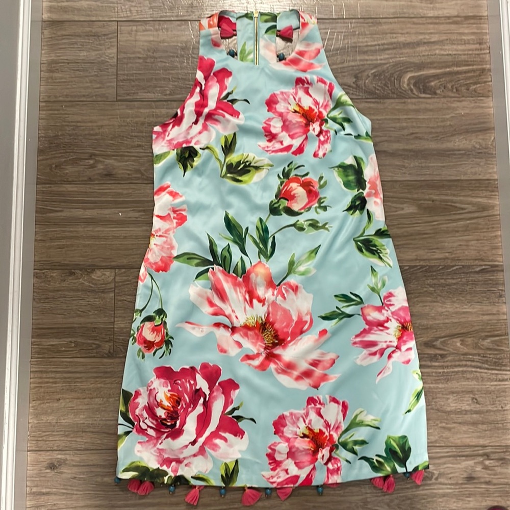 Laundry by Shelli Segal Floral print knee length dress. Size 6